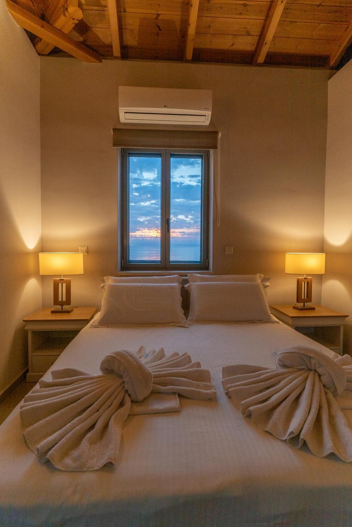Mythos Villas Ступа Экстерьер фото