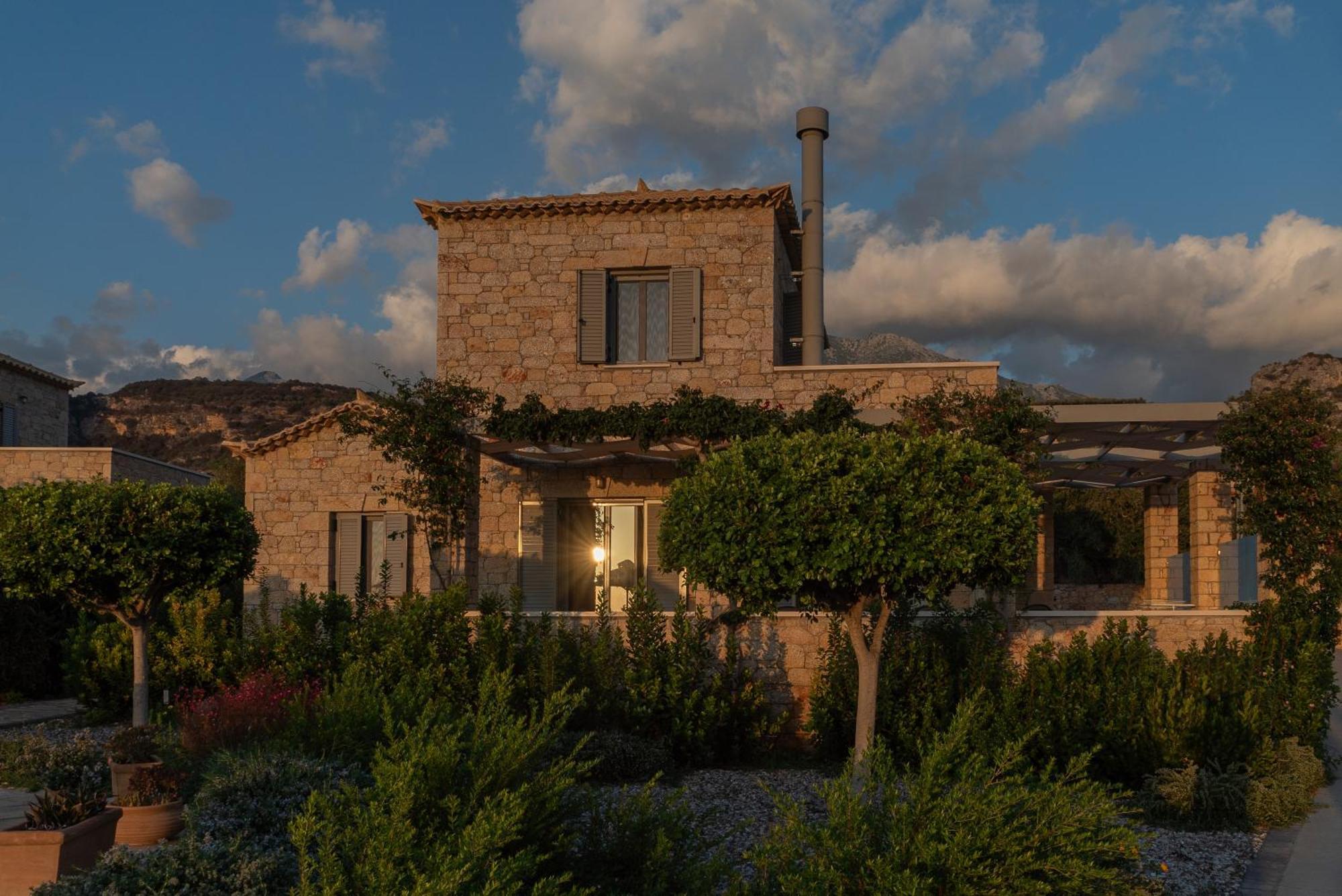 Mythos Villas Ступа Экстерьер фото